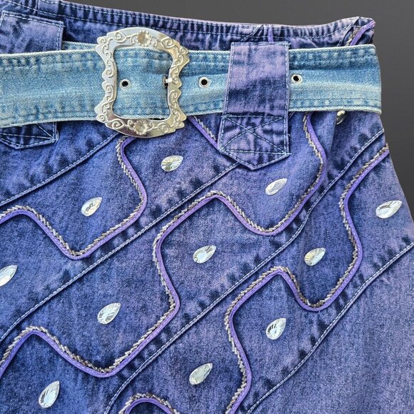 Vintage 80s Short Denim Belted skirt Size M Rhinestone Beaded Above Knee - Picture 2 of 8